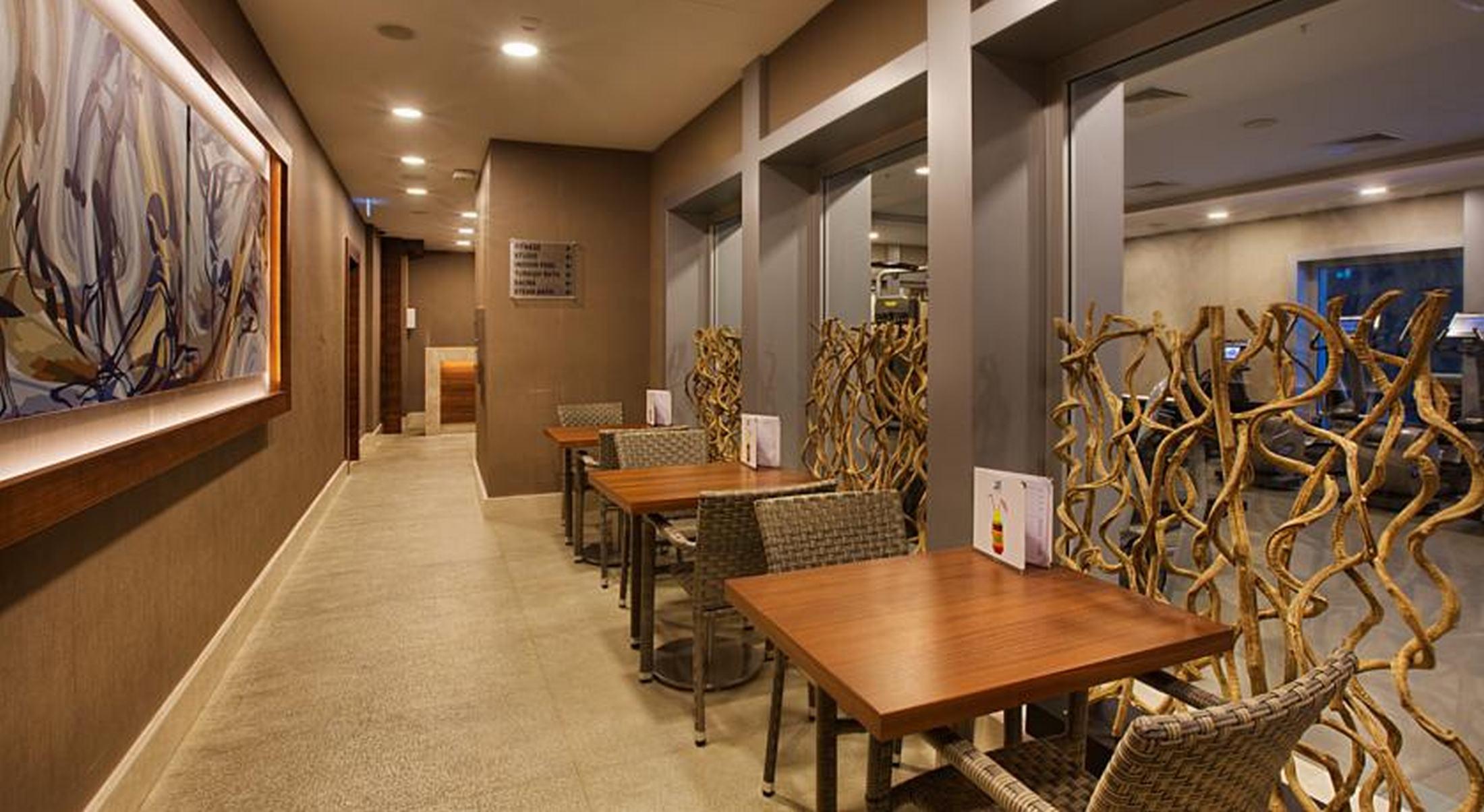 Dedeman Bostanci Istanbul Hotel & Convention Center Exteriér fotografie The lounge at the airport