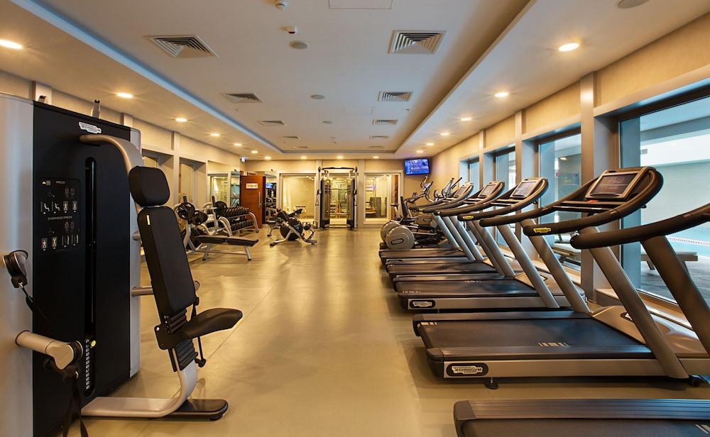 Dedeman Bostanci Istanbul Hotel & Convention Center Exteriér fotografie The gym at the hotel